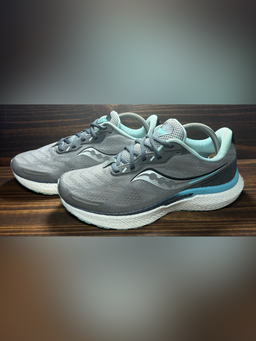 Saucony Triumph 19 Women’s Size 9.5 Shoes Alloy Powder Athletic Sneakers